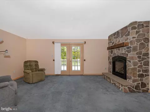 13910 Dry Run Rd, Clear Spring, MD 21722 photo 10