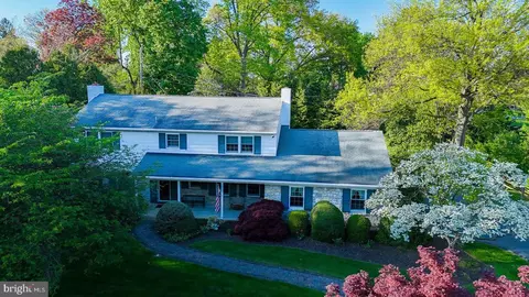 18806 Briarwood Dr, Hagerstown, MD 21742