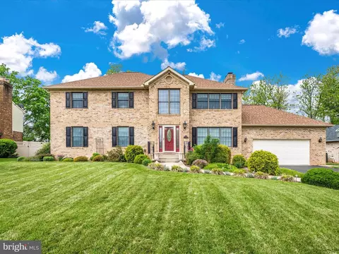 19142 Olde Waterford Rd, Hagerstown, MD 21742