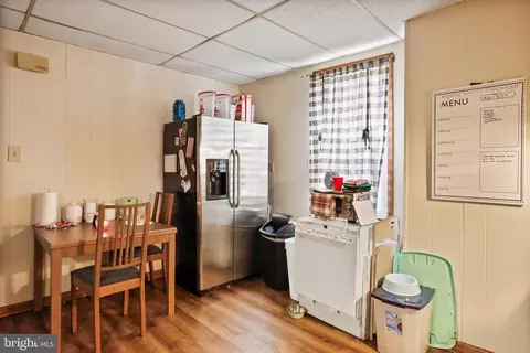 Entry Way - 108 Main St, Boonsboro, MD 21713 photo 2 of 2