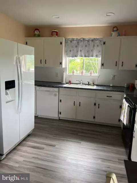 18 Brennan Dr, Clear Spring, MD 21722 photo 5