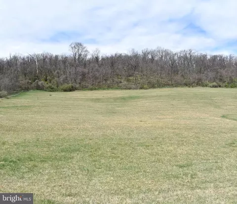 14928 Green Lane Rd, Hancock, MD 21750