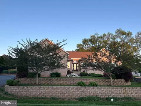 12907 Lance Cir, Hagerstown, MD 21742