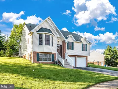112 Gabriel Ct, Smithsburg, MD 21783 photo 3