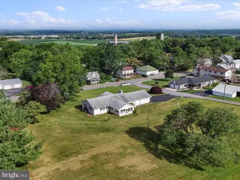 View/Area - 8127 Mapleville Rd, Boonsboro, MD 21713 photo 9 of 11