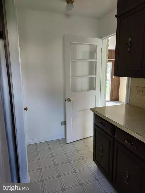 Entry Way - 8127 Mapleville Rd, Boonsboro, MD 21713 photo 3 of 4