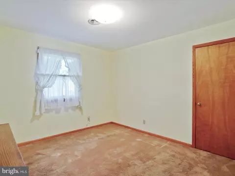 Bedroom - 8127 Mapleville Rd, Boonsboro, MD 21713 photo 1 of 9