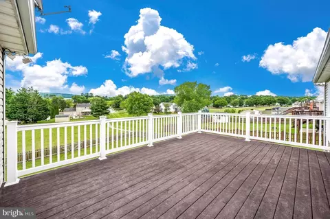 Exterior - 41 Amanda Dr, Smithsburg, MD 21783 photo 3 of 8