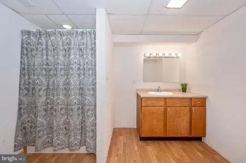 Bath - 41 Amanda Dr, Smithsburg, MD 21783 photo 5 of 5