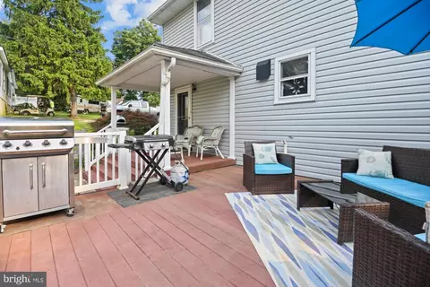 Exterior - 100 E Green St, Funkstown, MD 21734 photo 5 of 11