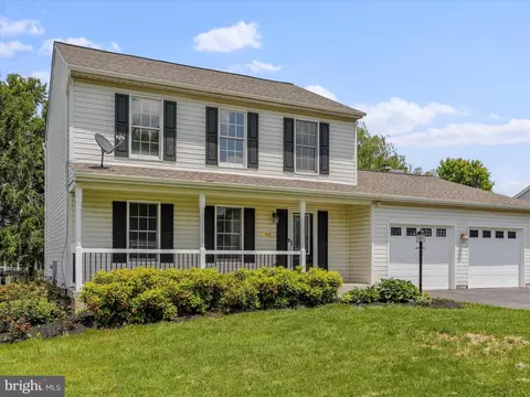 Exterior - 112 Patricks Ct, Smithsburg, MD 21783 photo 3 of 6