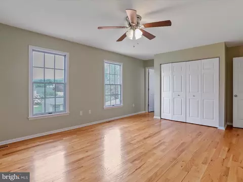 Bedroom - 112 Patricks Ct, Smithsburg, MD 21783 photo 4 of 7