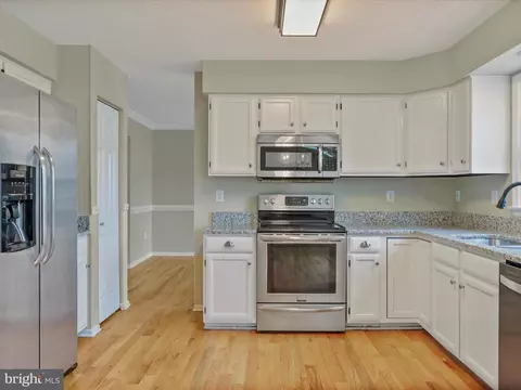 Kitchen - 112 Patricks Ct, Smithsburg, MD 21783 photo 3 of 4