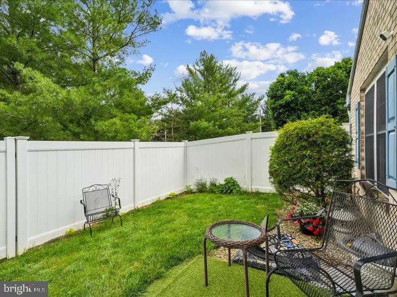 Exterior - 844 W Irvin Ave, Hagerstown, MD 21742 photo 2 of 4