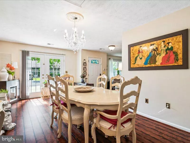 Dining - 844 W Irvin Ave, Hagerstown, MD 21742 photo 3 of 3