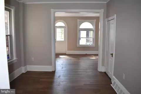 307 N Locust St, Hagerstown, MD 21740