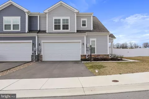 10238 Rashti Ct, Hagerstown, MD 21740