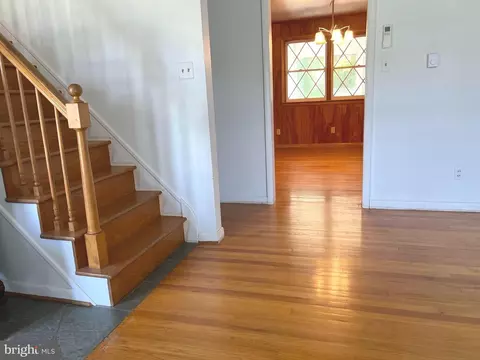 Entry Way - 22029 Mohawk Dr, Smithsburg, MD 21783 photo 1 of 2