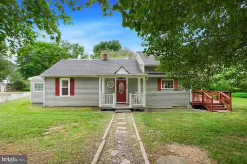 19625 Yarrowsburg Rd, Knoxville, MD 21758