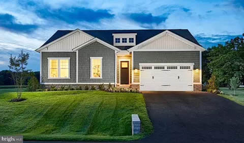 10037 Wilkes Dr, Williamsport, MD 21795