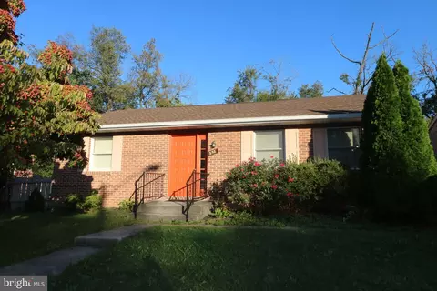358 Yorkshire Dr, Hagerstown, MD 21740