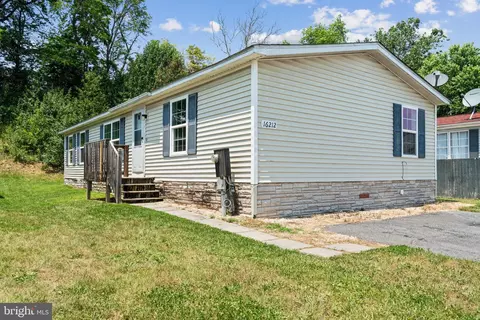 16212 Mcgregor Dr, Hagerstown, MD 21740