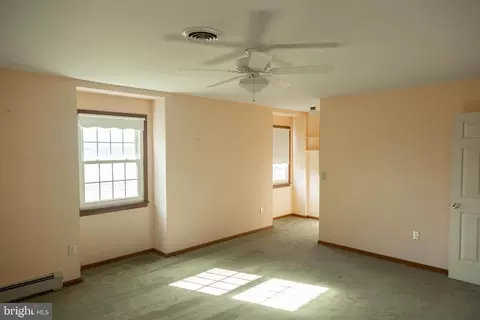 Bedroom - 9100 Mapleville Rd, Boonsboro, MD 21713 photo 1 of 5