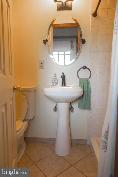 Bath - 9100 Mapleville Rd, Boonsboro, MD 21713 photo 1 of 5