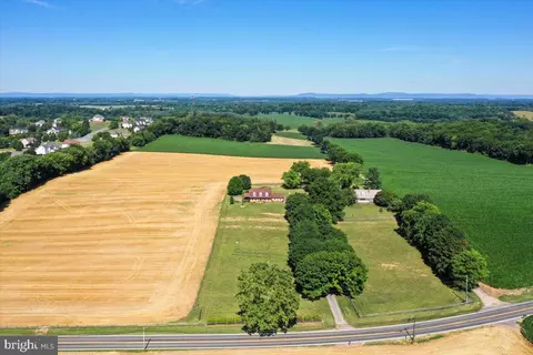 View/Area - 9100 Mapleville Rd, Boonsboro, MD 21713 photo 2 of 3