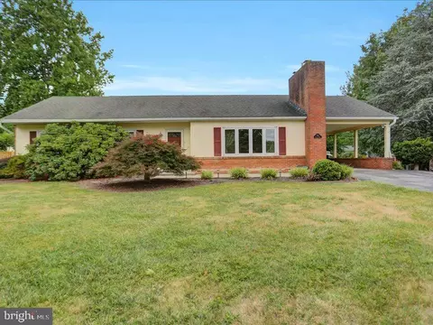 11911 Pheasant Trl, Hagerstown, MD 21742