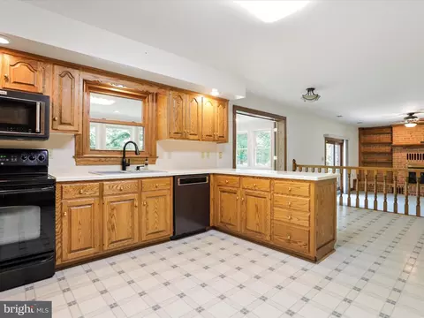 Kitchen - 13558 Barnhart Rd, Clear Spring, MD 21722 photo 1 of 6
