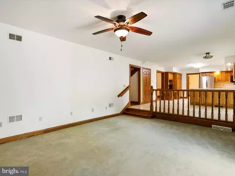 Living - 13558 Barnhart Rd, Clear Spring, MD 21722 photo 3 of 5