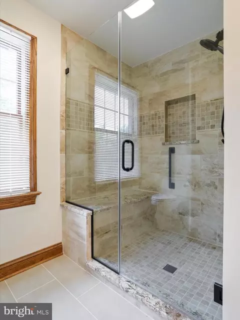 Bath - 13558 Barnhart Rd, Clear Spring, MD 21722 photo 8 of 8