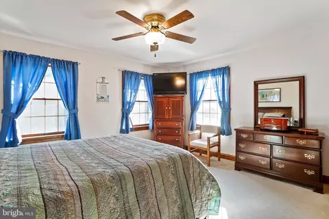Bedroom - 13558 Barnhart Rd, Clear Spring, MD 21722 photo 17 of 19