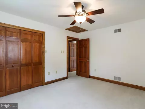 Bedroom - 13558 Barnhart Rd, Clear Spring, MD 21722 photo 12 of 19