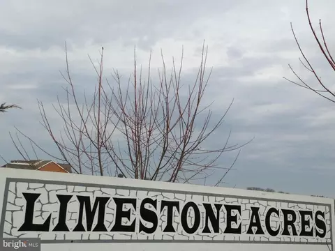 22132 Whitestone Ct, Smithsburg, MD 21783
