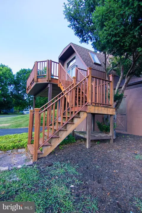 Exterior - 12323 Itnyre Rd, Smithsburg, MD 21783 photo 13 of 27