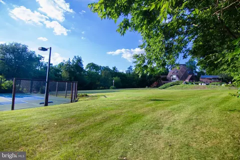 Exterior - 12323 Itnyre Rd, Smithsburg, MD 21783 photo 10 of 27