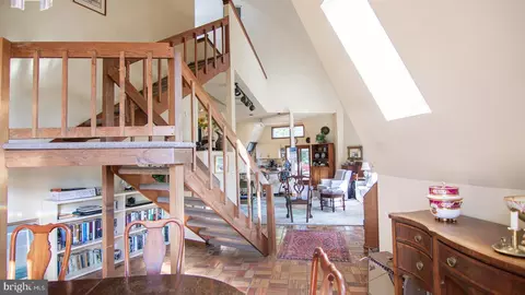 Entry Way - 12323 Itnyre Rd, Smithsburg, MD 21783 photo 4 of 14