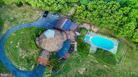 View/Area - 12323 Itnyre Rd, Smithsburg, MD 21783 photo 7 of 9