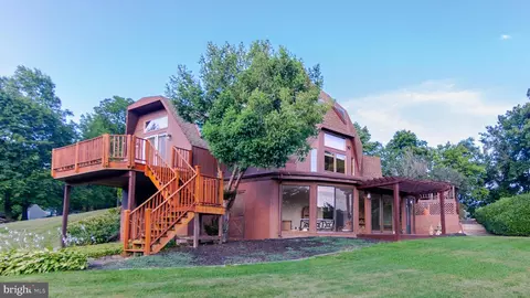 Exterior - 12323 Itnyre Rd, Smithsburg, MD 21783 photo 11 of 27