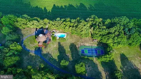 View/Area - 12323 Itnyre Rd, Smithsburg, MD 21783 photo 5 of 9