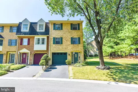 1265 Fairchild Ave, Hagerstown, MD 21742