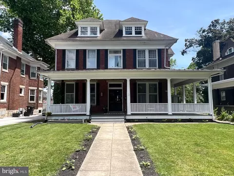 822 Oak Hill Ave, Hagerstown, MD 21742