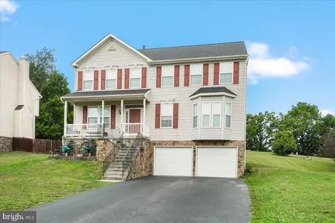 17960 Lyles Dr, Hagerstown, MD 21740