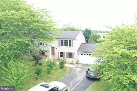 13107 Hyacinth Court Ct, Hagerstown, MD 21742