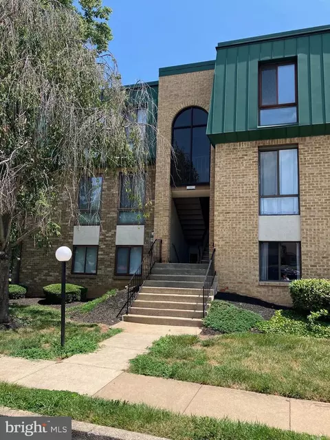 1000 Brinker Dr #302, Hagerstown, MD 21740