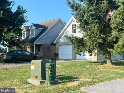 12516 Itnyre Rd, Smithsburg, MD 21783 photo 2