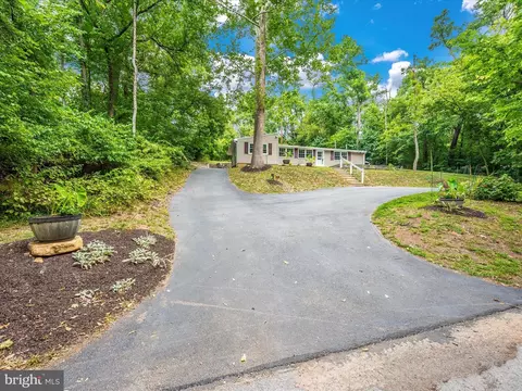 Exterior - 10768 Dam 5 Rd, Clear Spring, MD 21722 photo 5 of 17