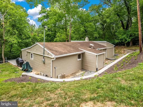 Exterior - 10768 Dam 5 Rd, Clear Spring, MD 21722 photo 9 of 17